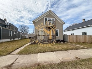 Building Photo - 1614 N 12th St