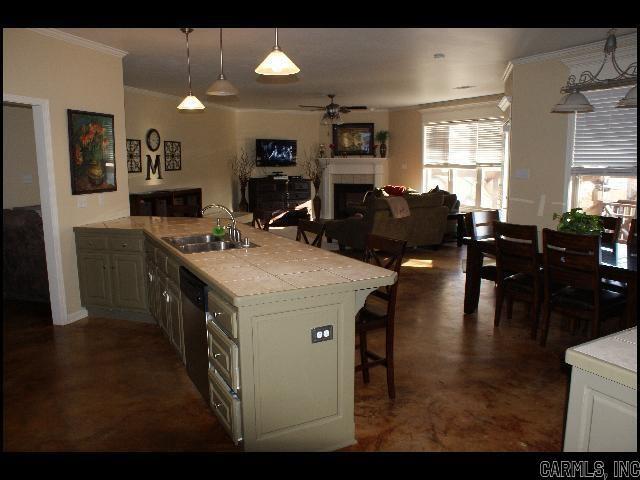 Building Photo - 7385 W Ridge Cir