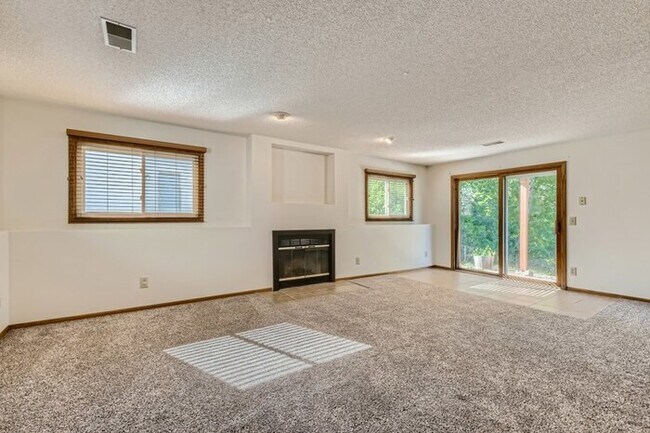 Foto del edificio - 950 Saddlebrook Trail, Chanhassen, MN, 55317