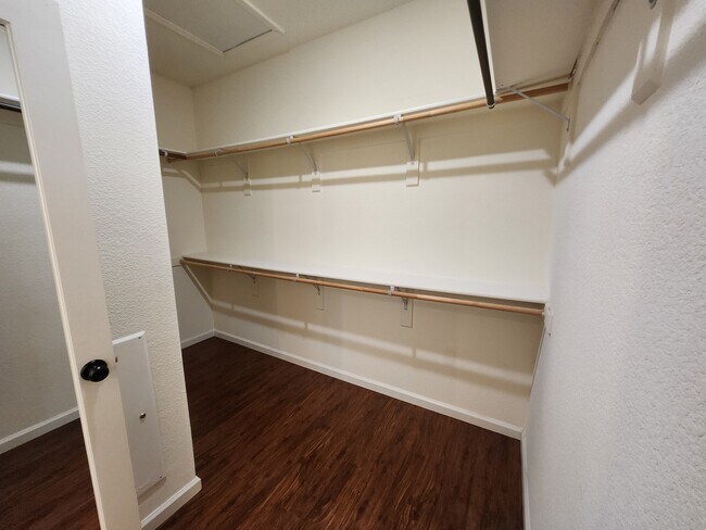 Building Photo - 9292 Trout Way