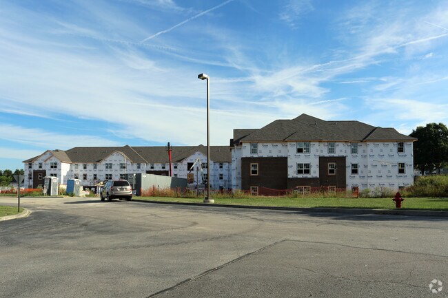 Building Photo - Maple Brook at Golden Pond West