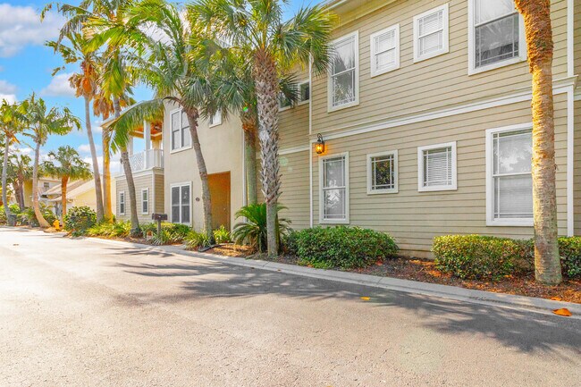 Foto del edificio - 109 Sabal Ridge Ln