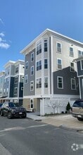 Building Photo - 27 Ward St