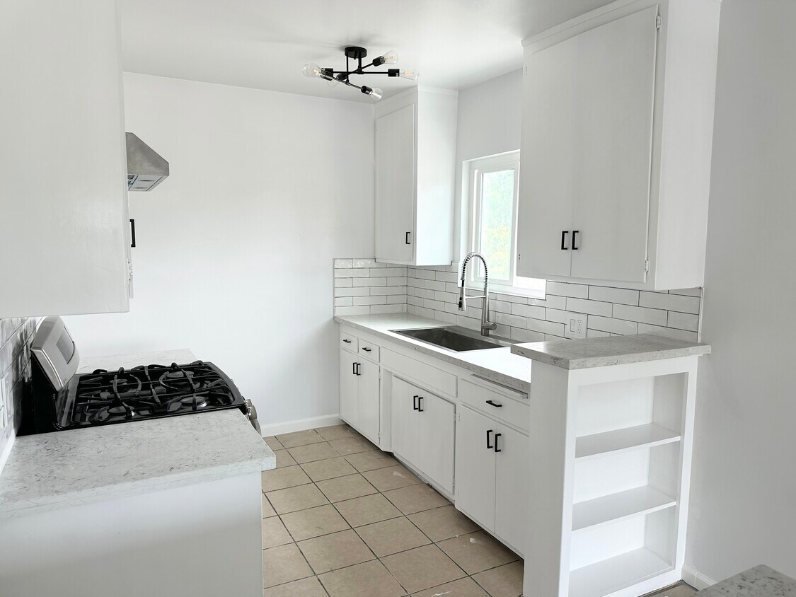 31 3 Bedroom Apartments for Rent in Valley Glen, CA Westside Rentals