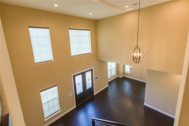 Foto del edificio - 4434 Lake Breeze Dr