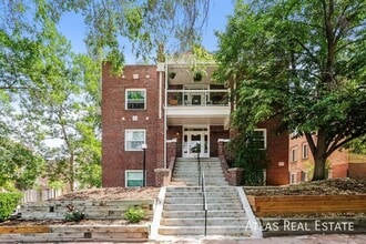 Building Photo - 970 N Pearl St