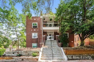 Building Photo - 970 N Pearl St