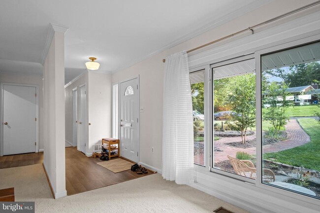 Building Photo - 2608 Sigmona St