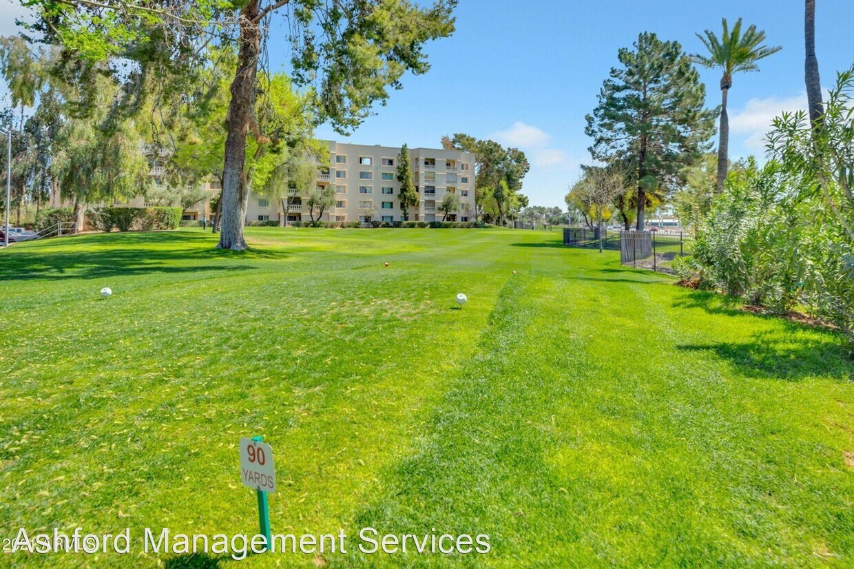 Primary Photo - 2 br, 2 bath House - 7920 E Camelback Rd #504