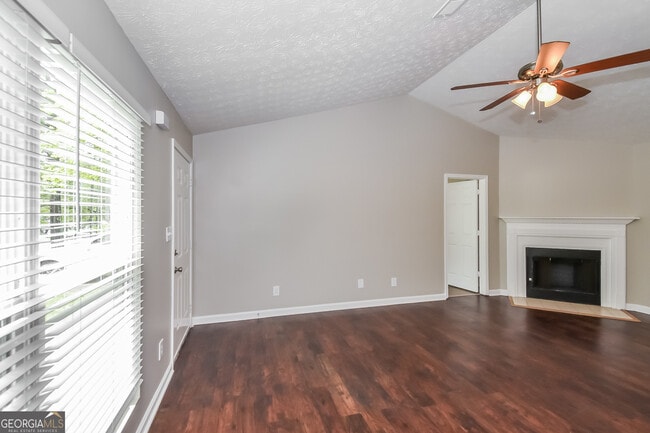 Foto del edificio - 2745 Sapphire St