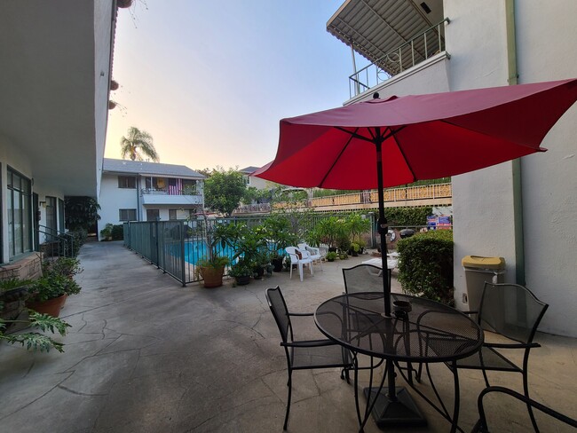 Building Photo - 1340 N Crescent Heights Blvd