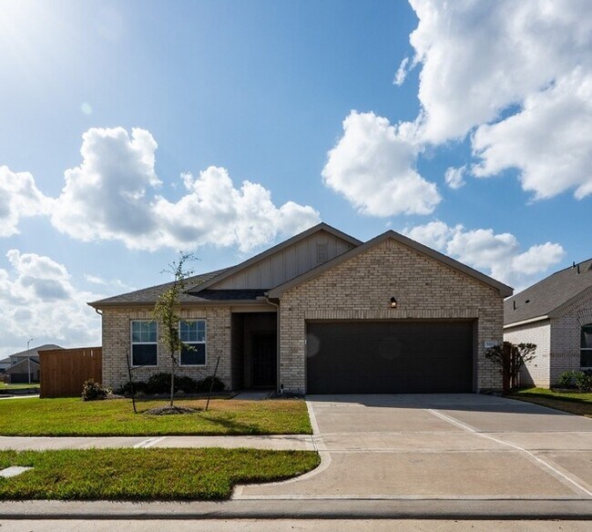 Building Photo - 5903 Grantgrala Dr