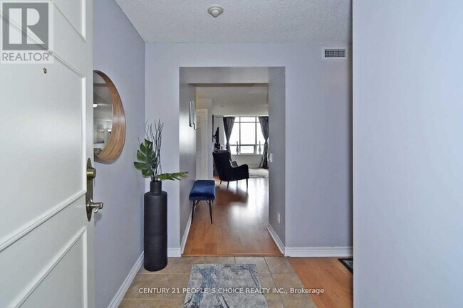 Photo du bâtiment - 710 Humberwood Blvd