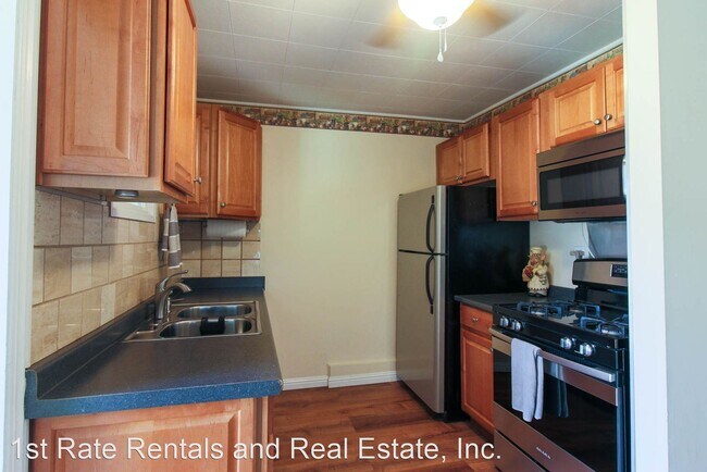 Building Photo - 2 br, 1 bath House - 4525 Avon St