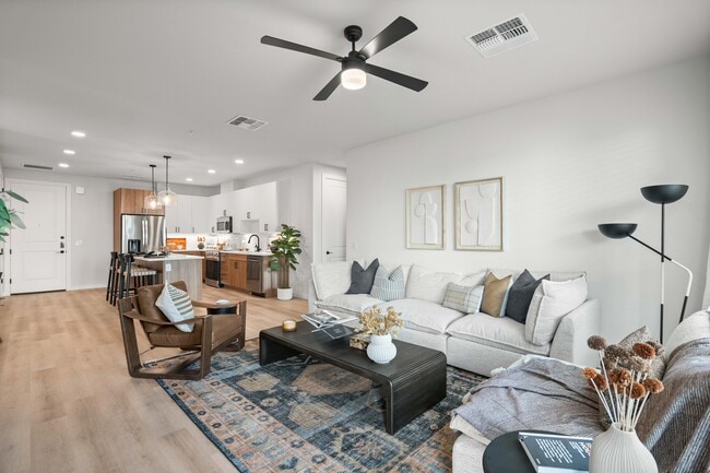 Building Photo - The George