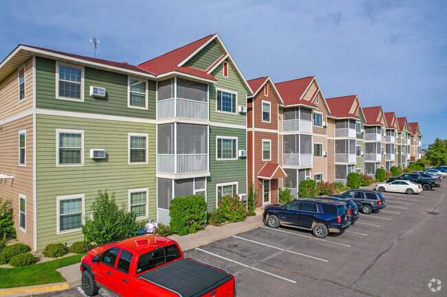 Building Photo - The Lodge at Pine Lakes