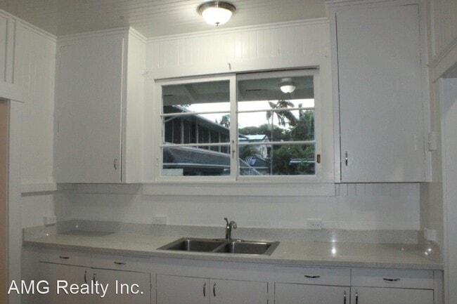 Building Photo - 3 br, 2 bath House - 2310 Oahu Avenue
