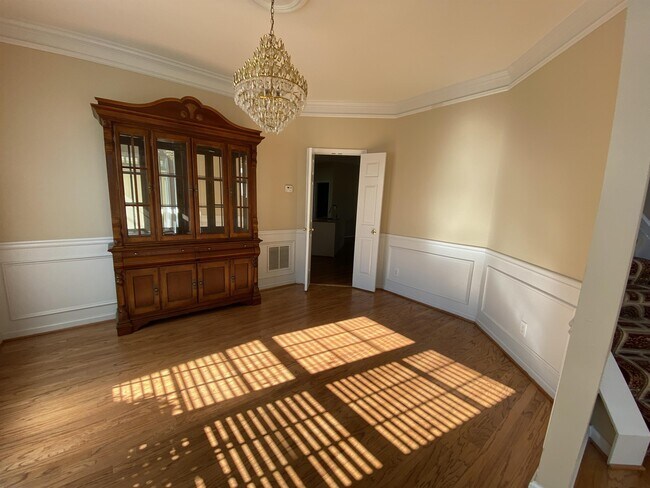 Foto del edificio - 137 Towne Park Dr