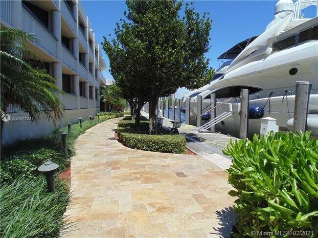 Foto del edificio - 19707 Turnberry Way