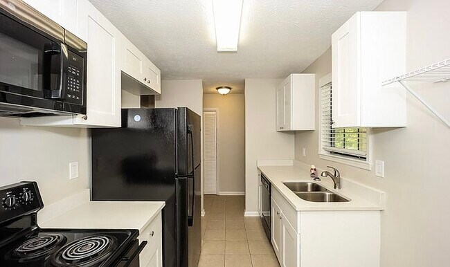 Foto del edificio - 1085 Walnut Creek Ln