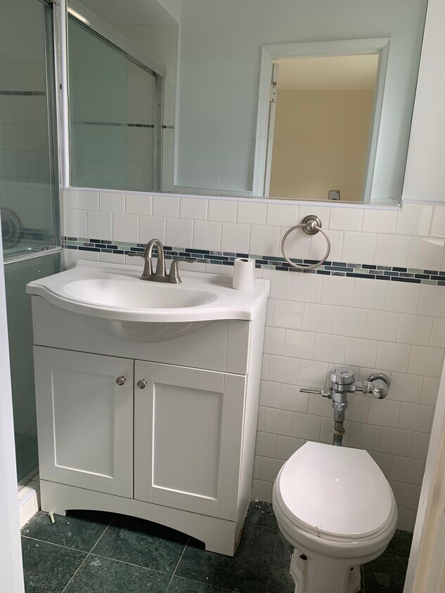 Foto principal - 3601 Johnson Ave
