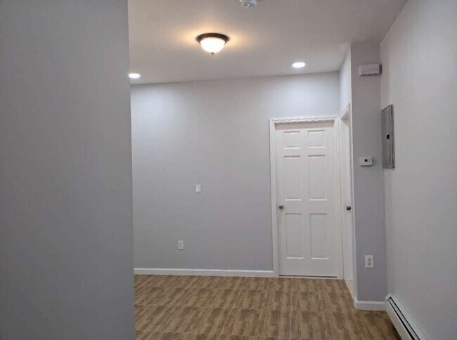 Foto del edificio - 173 Ridgewood Ave