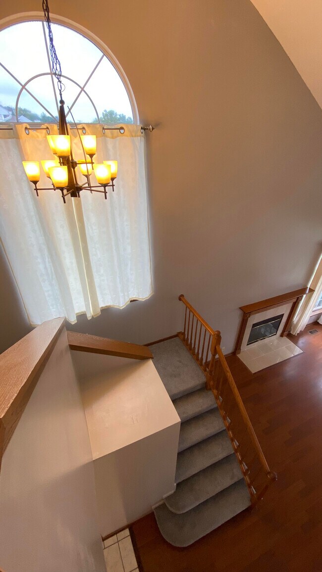 Building Photo - 849 Addison Ave