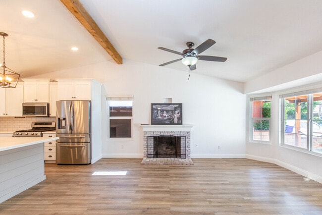 Building Photo - Nice house Modern design in Rancho Cucamonga
