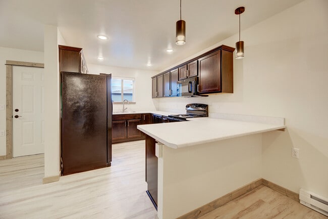 Building Photo - 3103 Cooney Dr