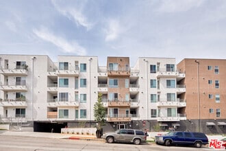 Building Photo - 1101 S Harvard Blvd