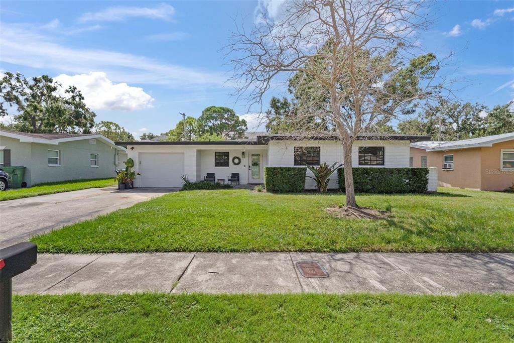 Primary Photo - 4714 W Oakellar Ave