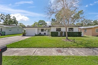Building Photo - 4714 W Oakellar Ave