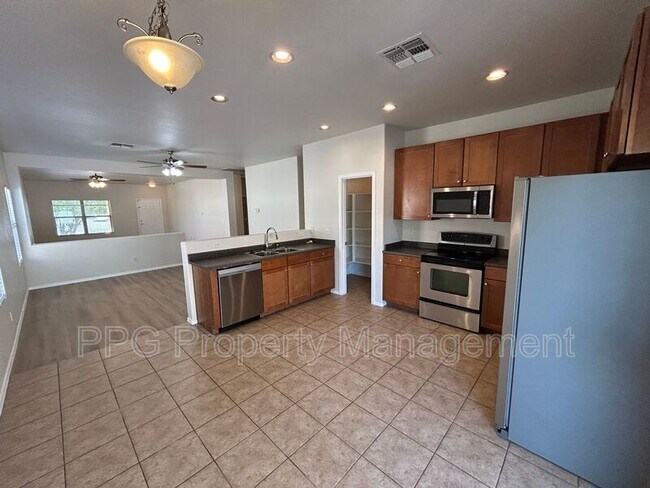 Foto del edificio - 11571 N 153rd Dr