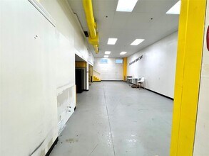 Building Photo - 1310 Nance St