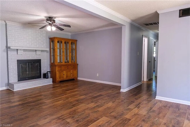 Building Photo - Room in Single Family Home on Westfield St