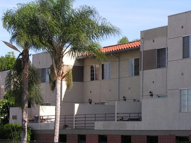 Foto del edificio - Emerald Terrace Apartments 2