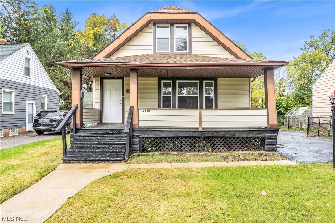 18123 McCracken Rd, Maple Heights, OH 44137 House Rental in Maple