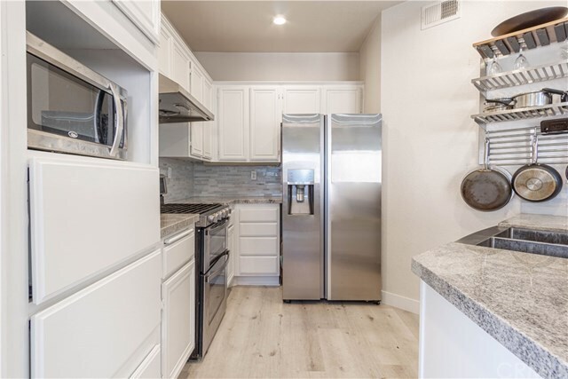 Building Photo - 14091 Lemoli Ave