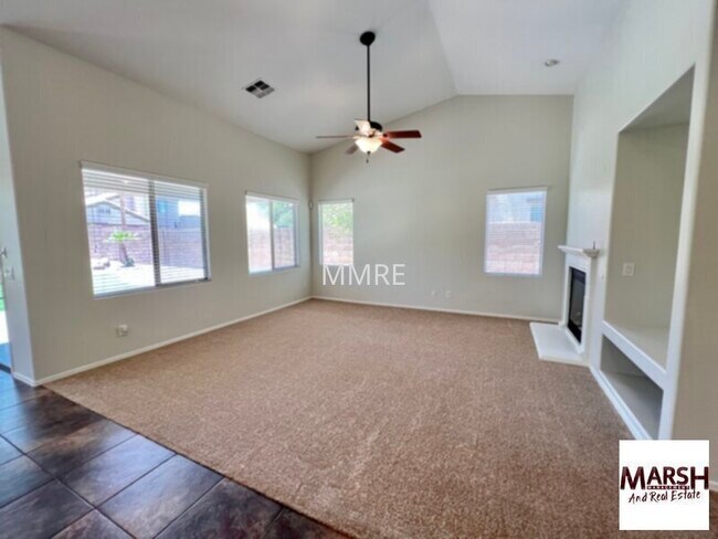 Building Photo - Beautiful 3 bedroom home in Gilbert!