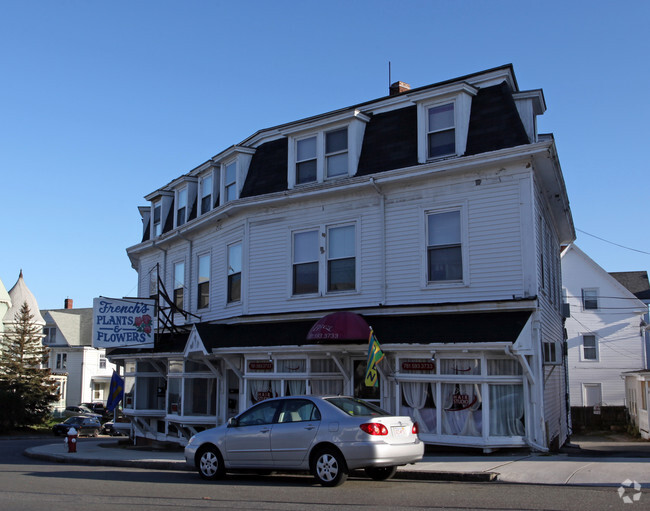 Building Photo - 44-48 Ocean St