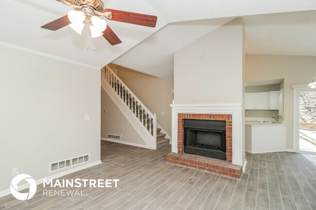 Building Photo - 215 Allatoona Highland Dr