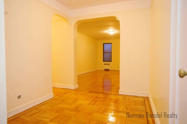 Foto del edificio - 1347 Ocean Ave