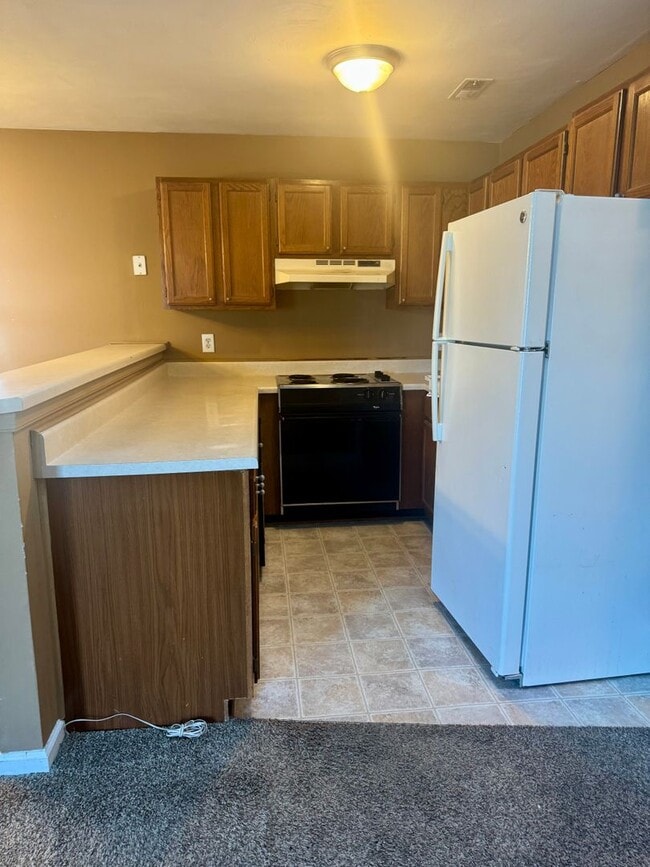 Building Photo - 3555 Clover Meadow Dr