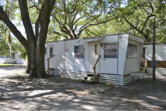 Building Photo - Shady Oaks Mobile Home Park