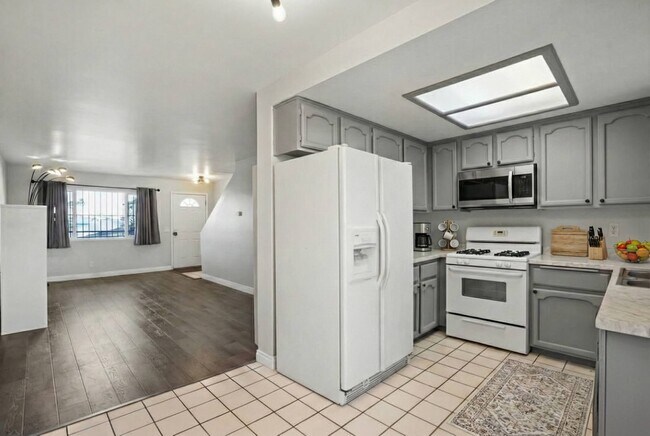 Foto del edificio - 4055 Rosecrans Ave