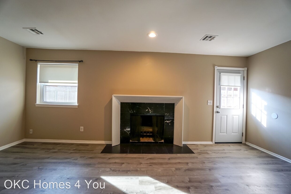 Primary Photo - 3513 Willow Springs Dr