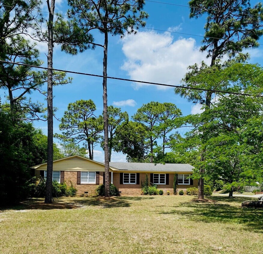 Primary Photo - One level brick home close to Mayfair, UNC...