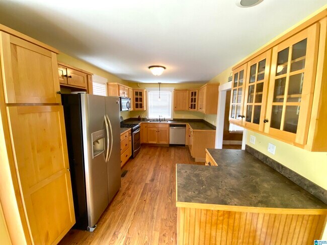 Foto del edificio - 1200 Hueytown Rd