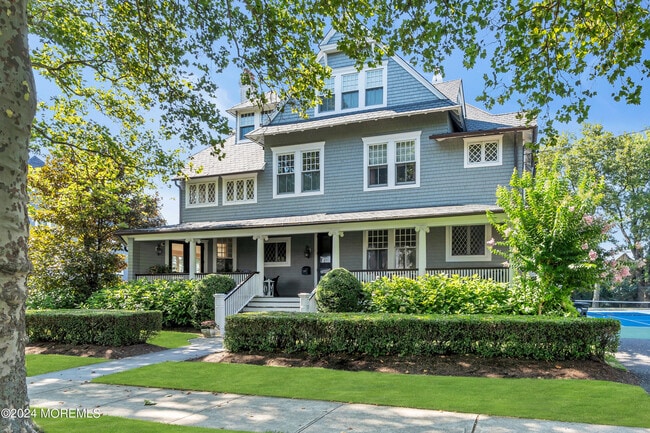 Foto del edificio - 207 Monmouth Ave