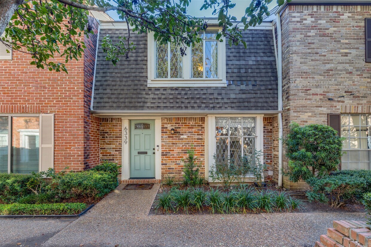 Foto principal - 6339 Briar Rose Dr